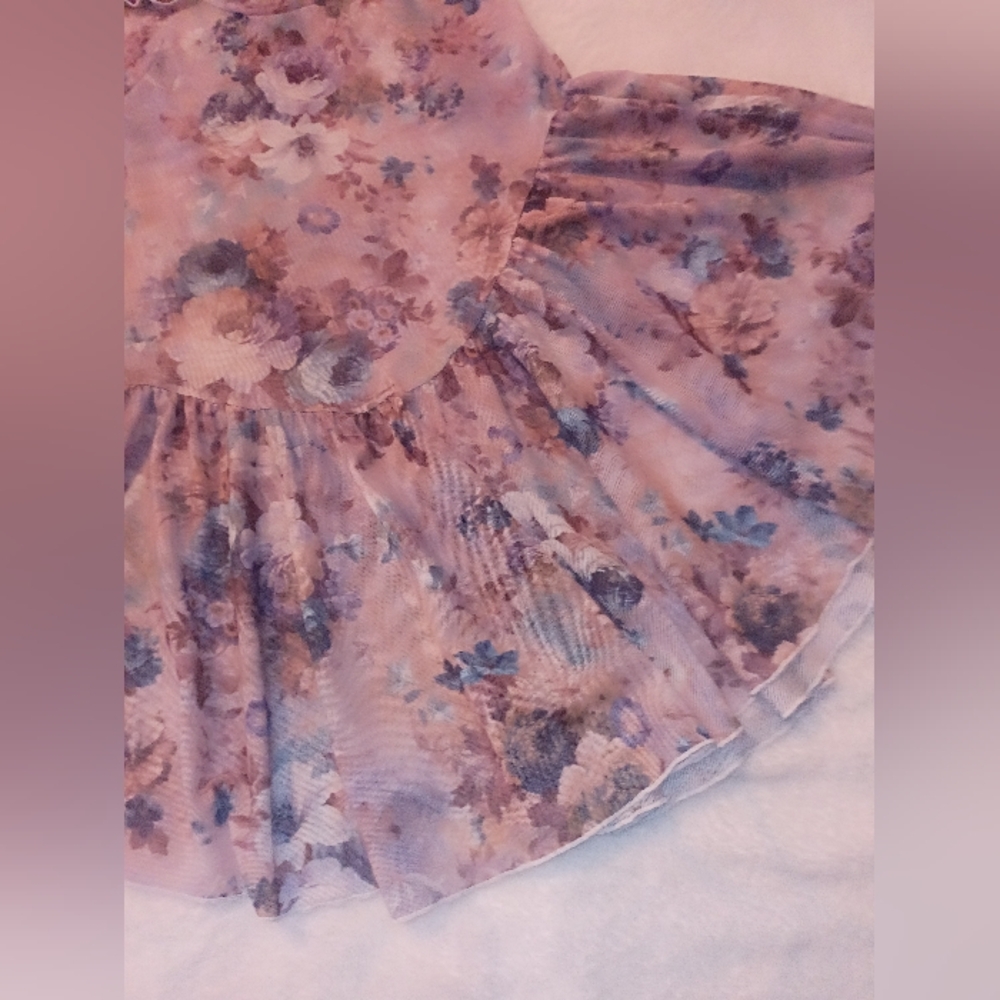 **NWOT** Floral (Sheer) Nighty 👗 🌺 - Picture 11 of 15